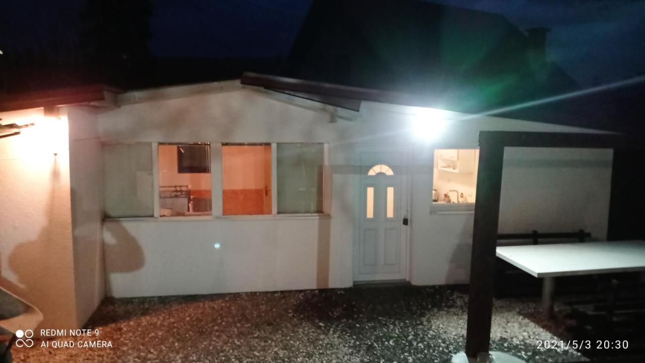 Ravne Apartman Visoko Luaran gambar
